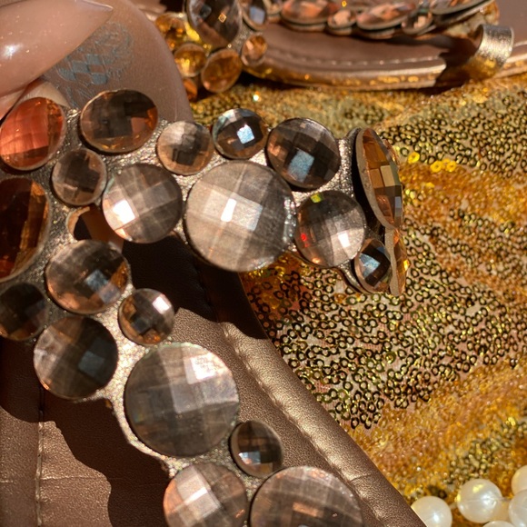 Sandal - Picture 2 of 6